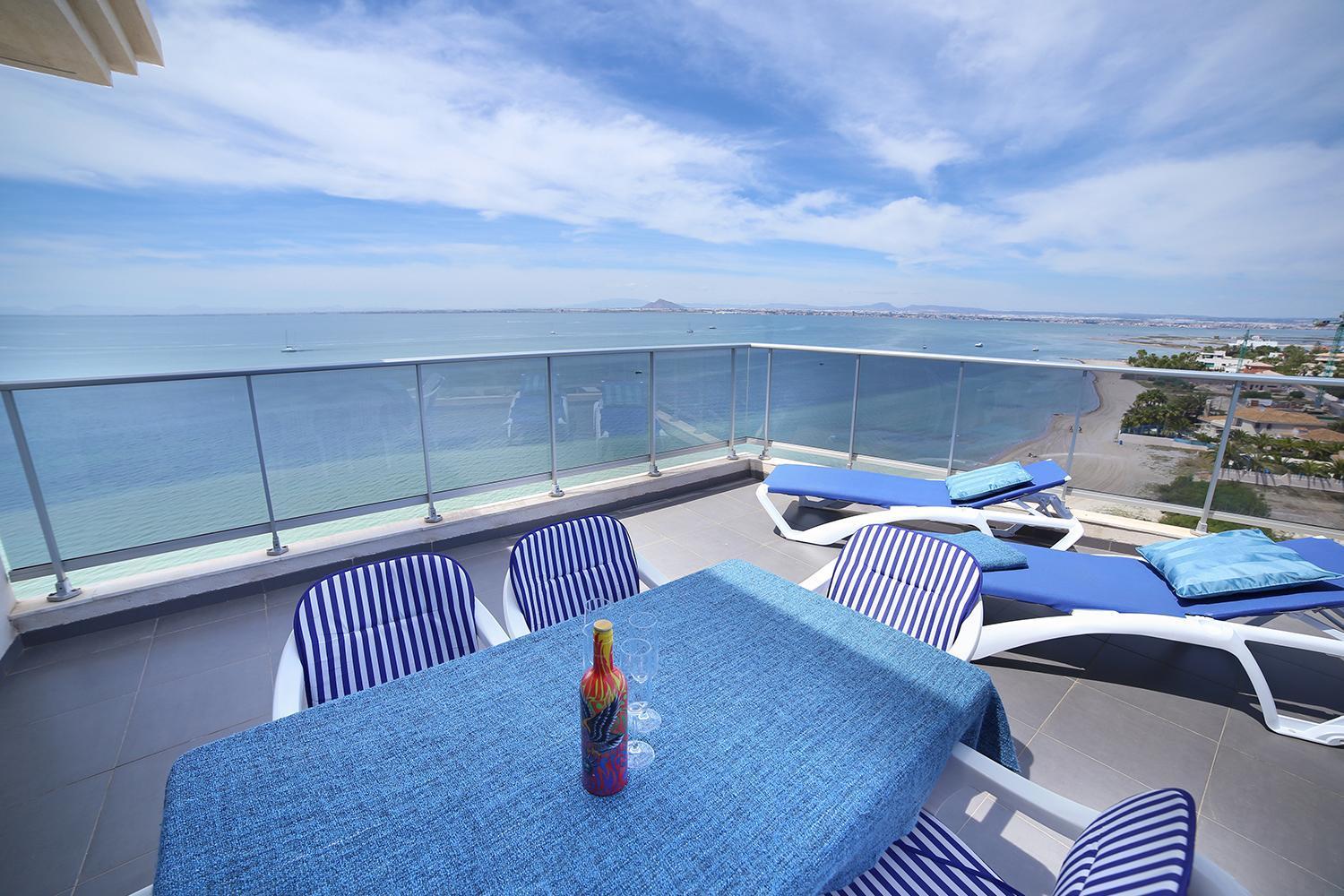 La Manga Beach Club Apartments ภายนอก รูปภาพ